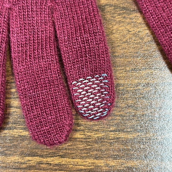 Saks Fifth Avenue Black Label Tech Gloves - Picture 4 of 5